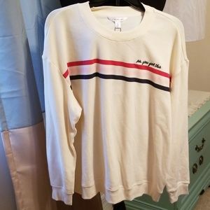 Pullover sweat shirt(1 left)